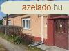 Elad Izskon 77,5 nm csaldi hz az iskola kzelben!