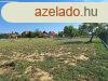 Balatonszrsz egyik csendes, mgis kzponthoz kzeli utcj