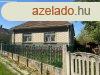 Elad csaldi hz Egyhzasrdc, 	Csendes utca