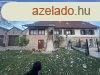 Elad 180 nm-es Feljtott Csaldi hz Pcs Kovcstelep 