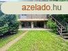 Elad csaldi hz Tahittfalu, 	Tahi, Dunapart kzelben